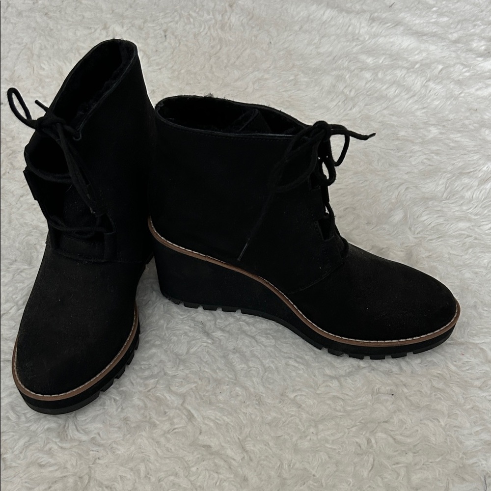 Eileen Fisher Black Suede Ankle Boots “nwot” SZ: 9 bought at Norstroms